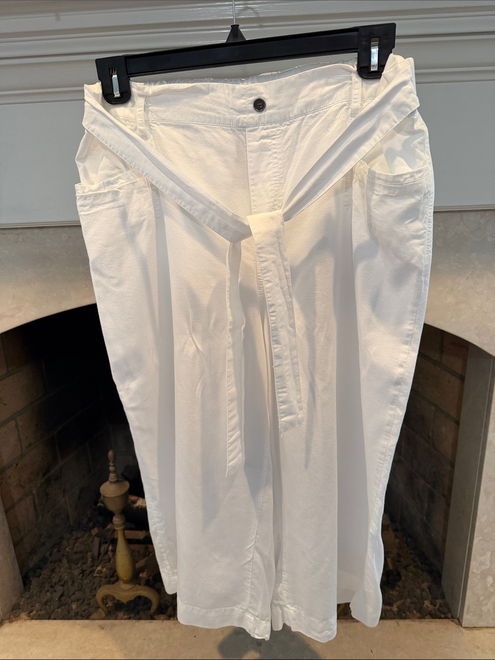 Sharagano White Wide-Leg Crop Pants with Tie Waist size XL